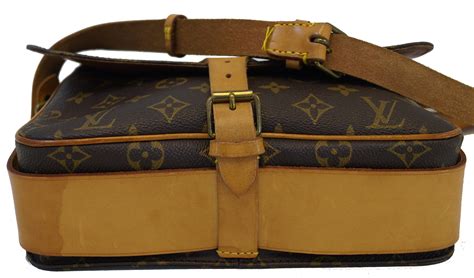 louis vuitton cartouchiere gm monogram.